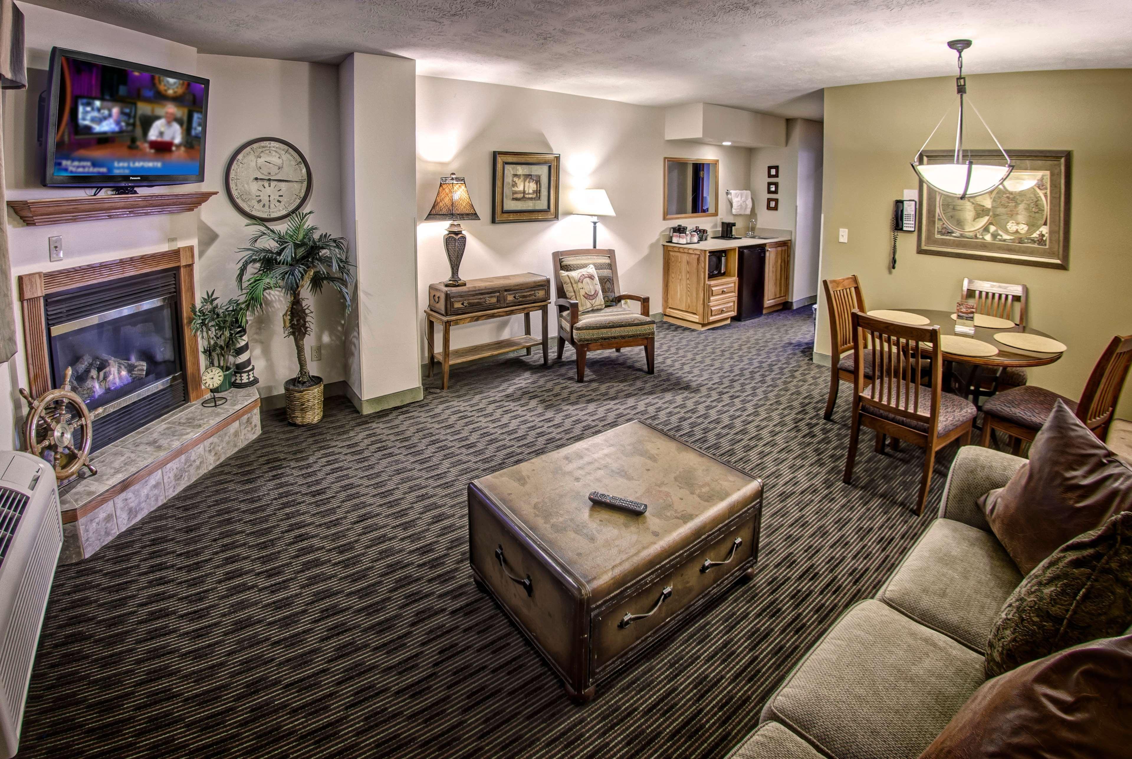 Ramada By Wyndham Sioux Falls Airport - Waterpark Resort & Event Center Esterno foto