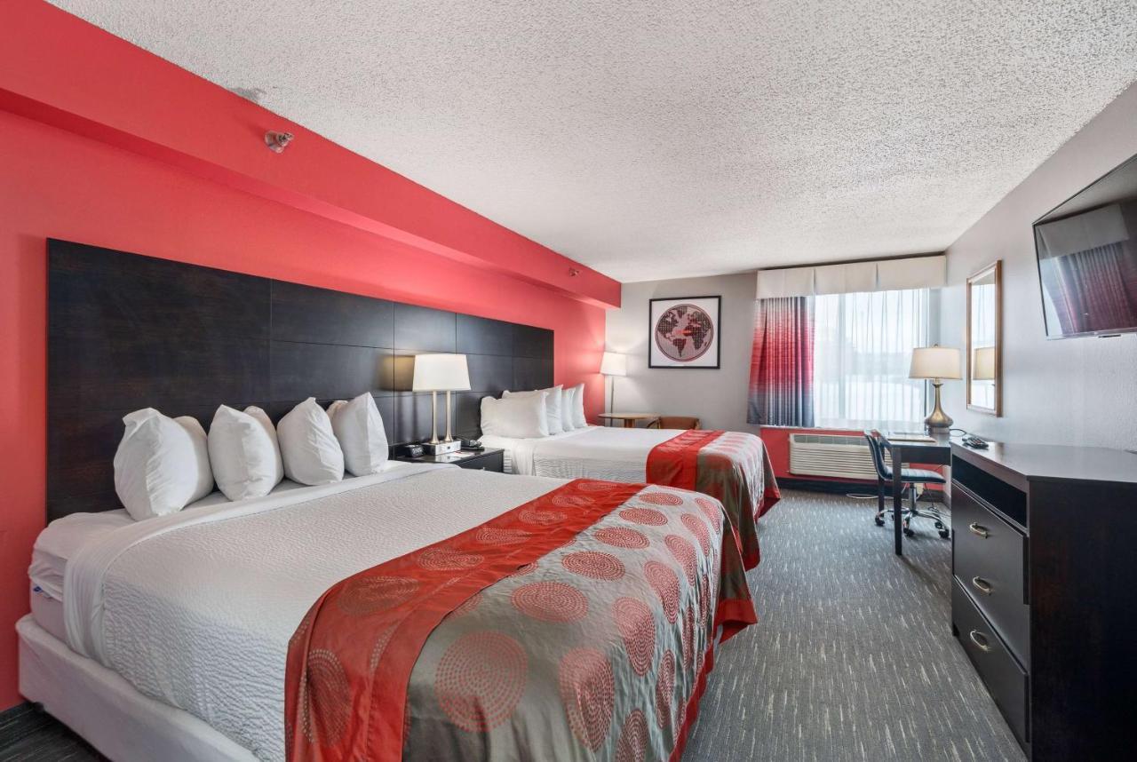Ramada By Wyndham Sioux Falls Airport - Waterpark Resort & Event Center Esterno foto