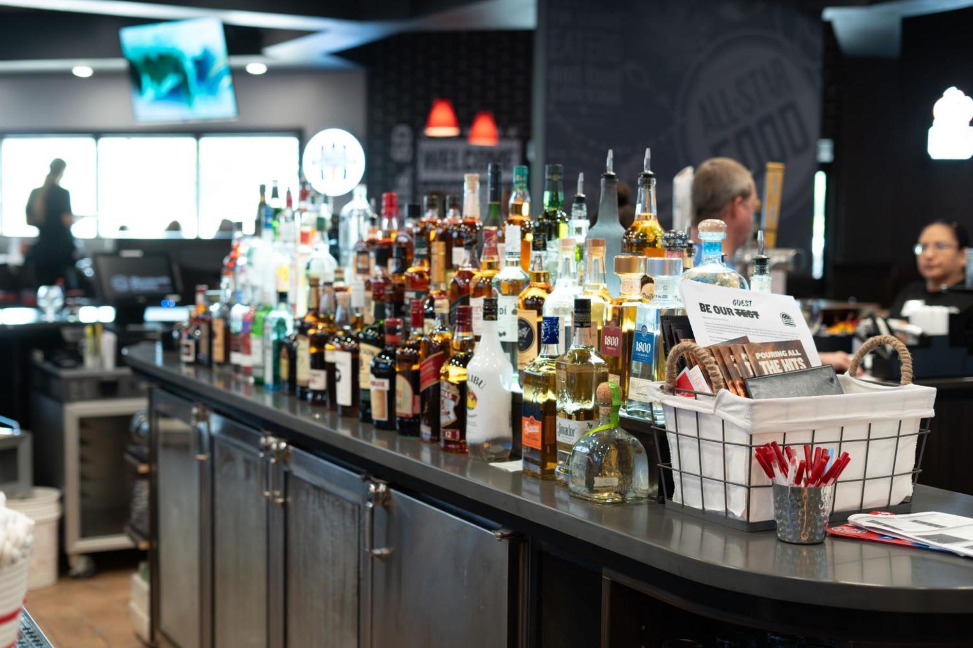 Ramada By Wyndham Sioux Falls Airport - Waterpark Resort & Event Center Esterno foto