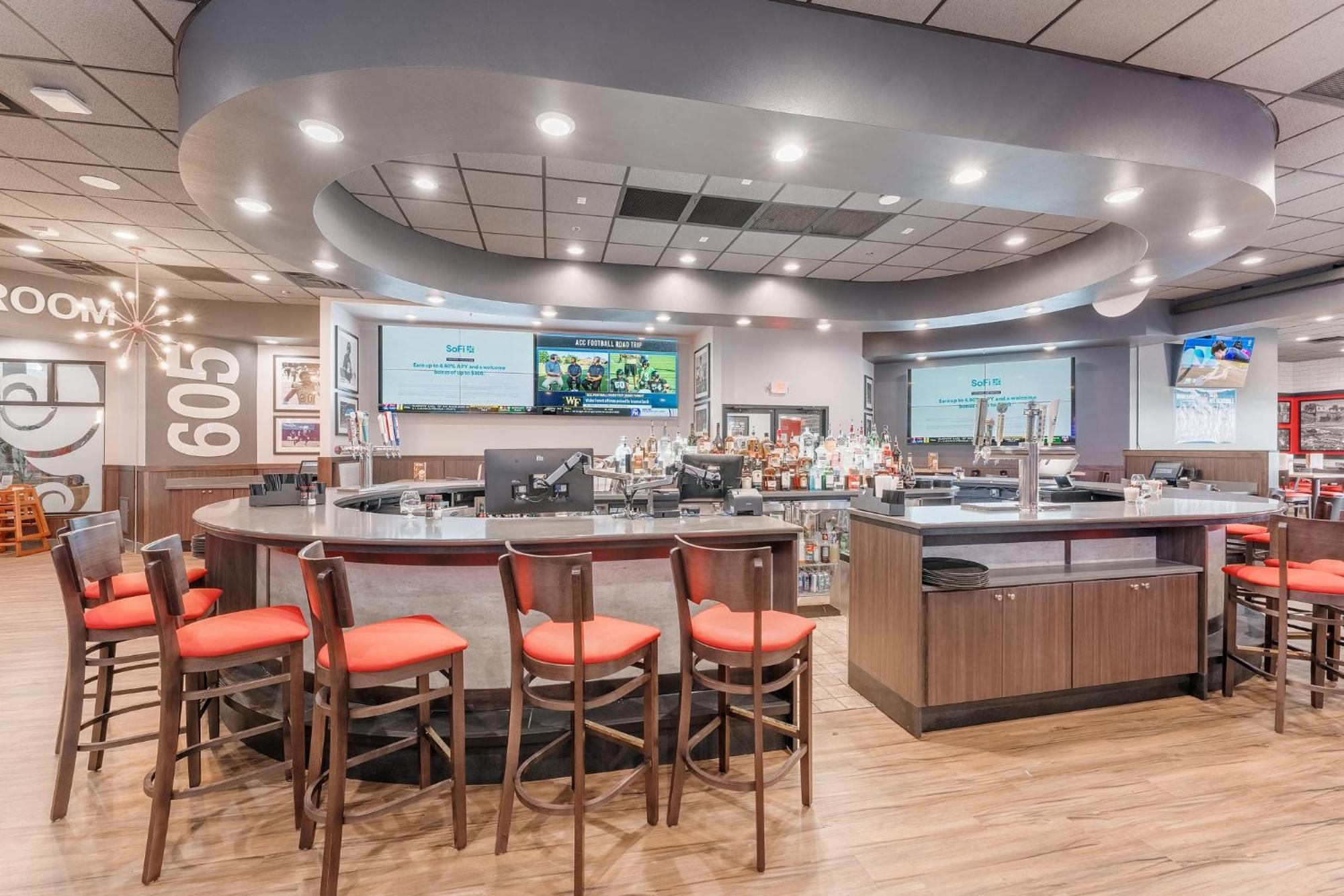 Ramada By Wyndham Sioux Falls Airport - Waterpark Resort & Event Center Esterno foto