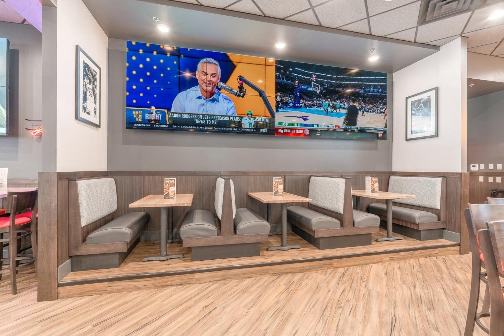 Ramada By Wyndham Sioux Falls Airport - Waterpark Resort & Event Center Esterno foto