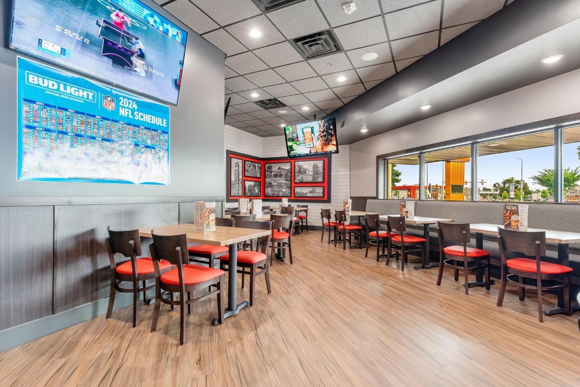 Ramada By Wyndham Sioux Falls Airport - Waterpark Resort & Event Center Esterno foto